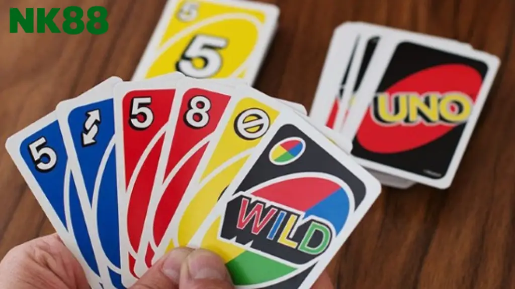 Nếu người chơi đánh lá bài số 0 thì các người chơi phải im lặng