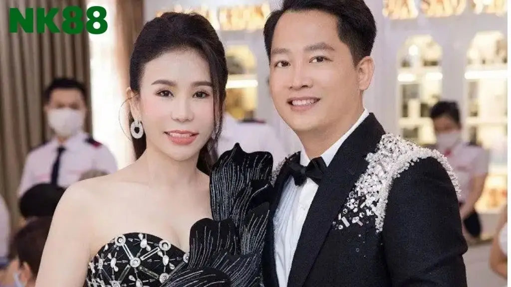 Hoàng Kim Khánh với Mailisa